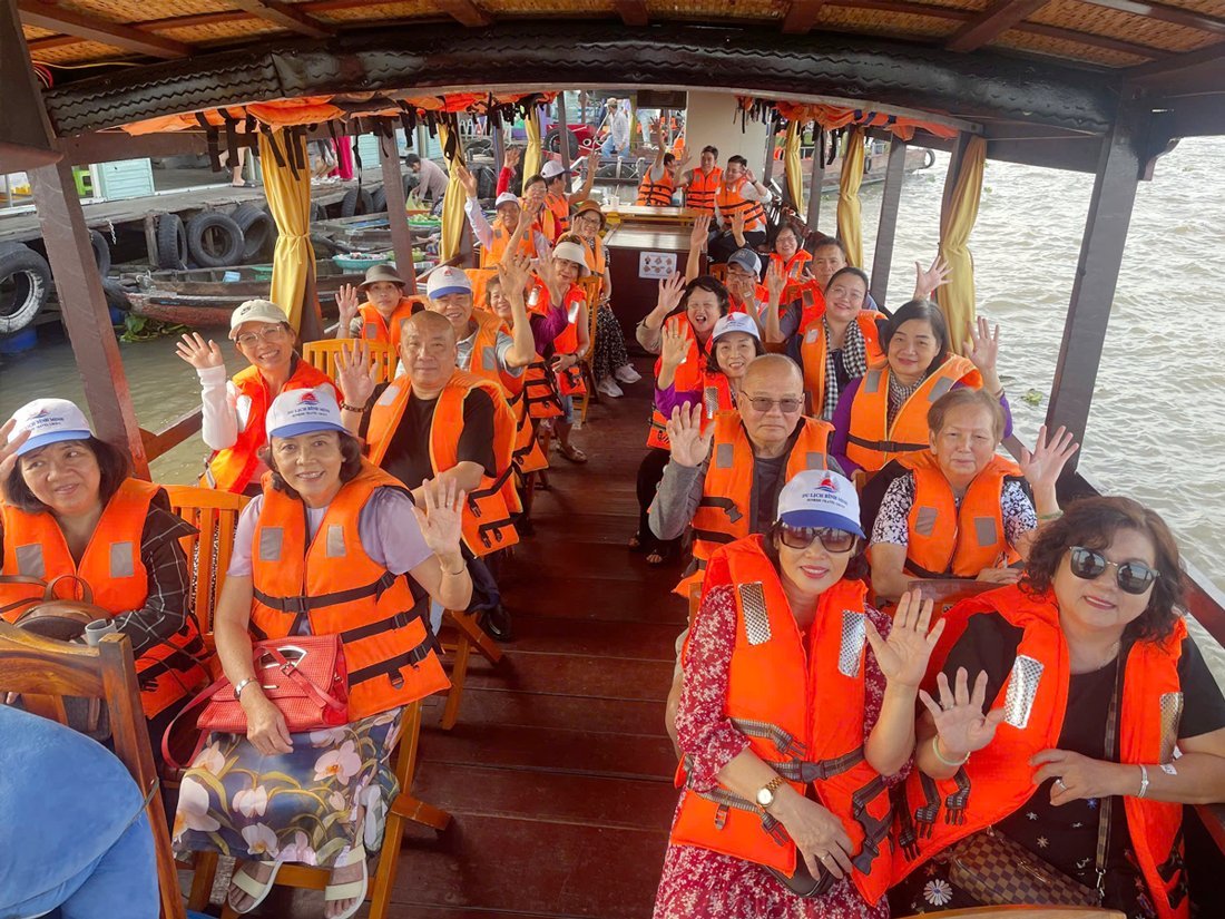 TOUR VIP 2N1Đ KHÁM PHÁ CHỢ NỔI CÁI RĂNG - TRẢI NGHIỆM TÂY ĐÔ ĐẬM ĐÀ BẢN SẮC