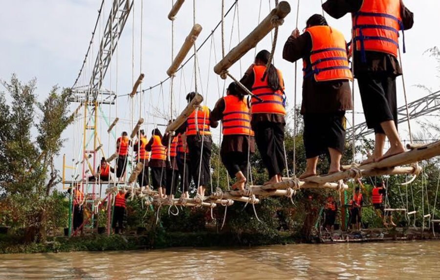 TOUR MIỀN TÂY ĐỒNG THÁP - LÀNG HOA SA ĐÉC- HAPPY LAND HÙNG THY - VƯỜN QUÝT HỒNG LAI VUNG - CHÙA LÁ SEN 1 NGÀY