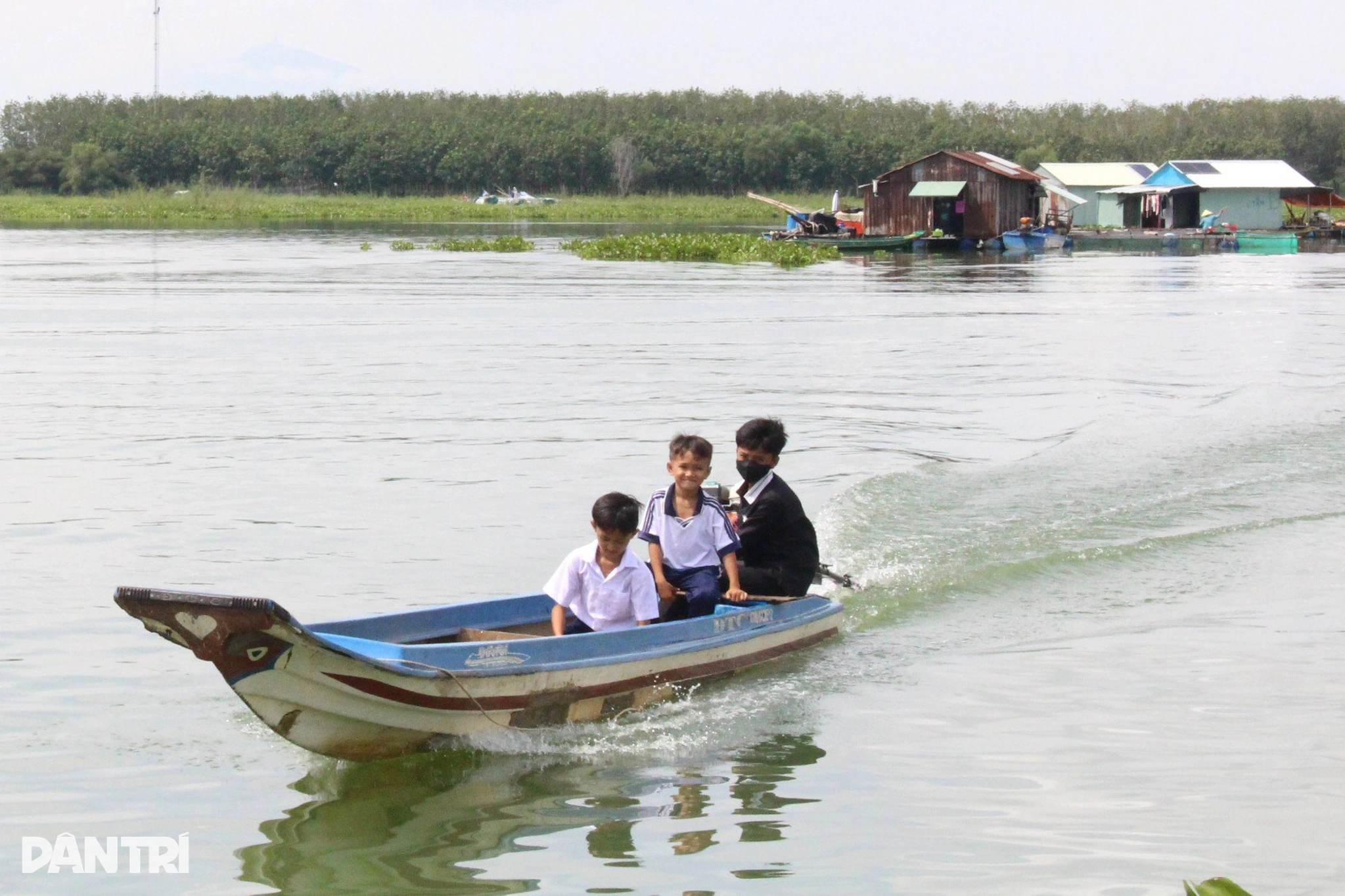 cuộc sống lênh đênh trên sông nước - Văn hóa chợ nổi - Điểm nhấn của miền sông nước